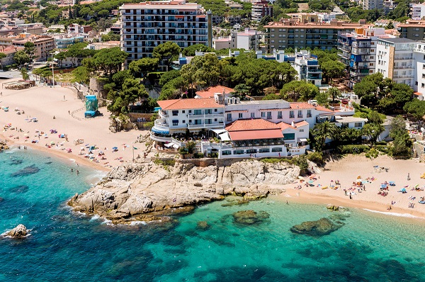 Descubre los mejores hoteles de la Costa Brava con niños